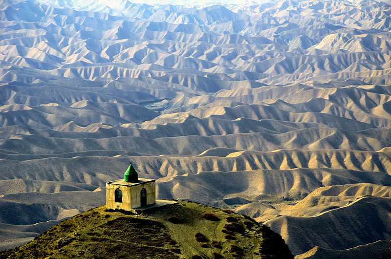 Khaled_Nabi_cemetery_-_Aramgah_Chupan__Ata__Golestan_Province_Iran.jpg - 147.54 kB